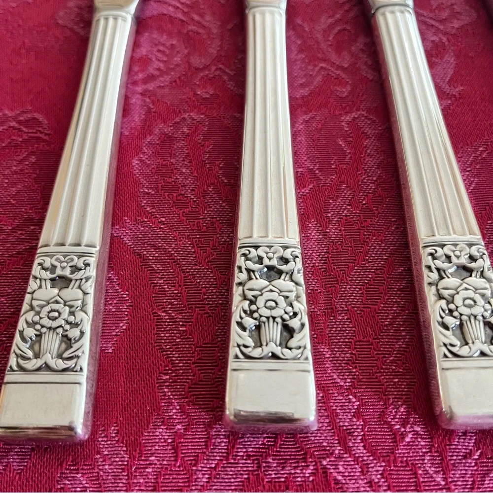 Oneida estate sale